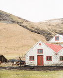 Barn with the Red Door / Photography Print