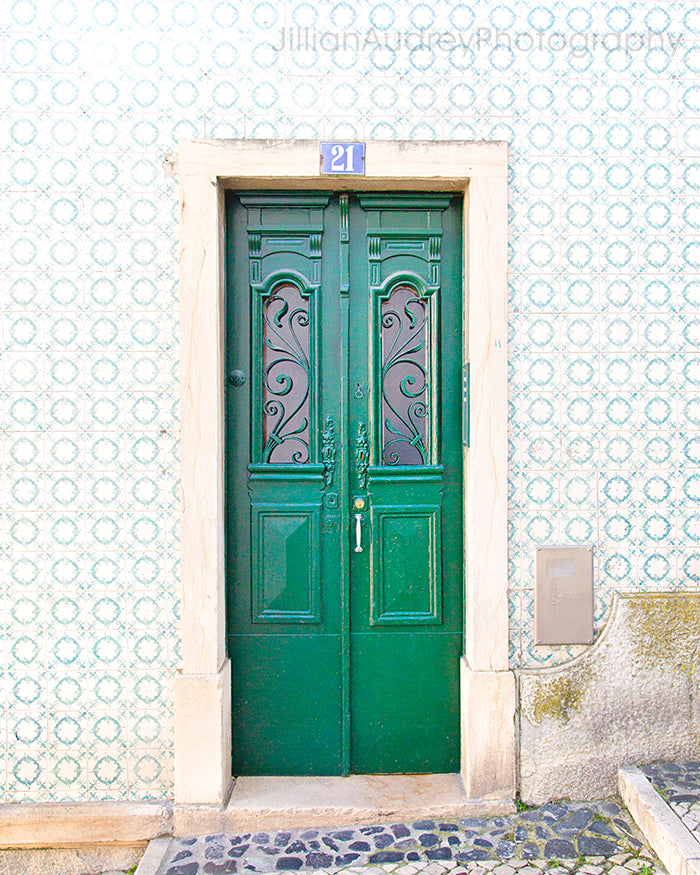 Lisbon Door 21 / Photography Print Lisbon Door 21 / Photography Print